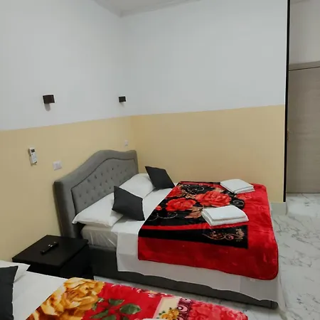 Konukevi Rattazzi Centro 4*